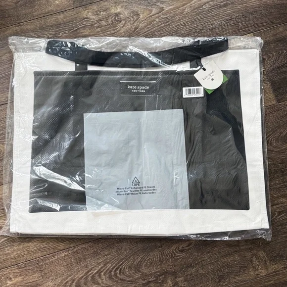 Kate Spade xTarget Large Shopping Tote - Picture 6 of 6